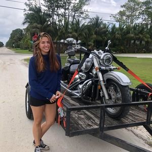 Meet your Posher, Alexandra